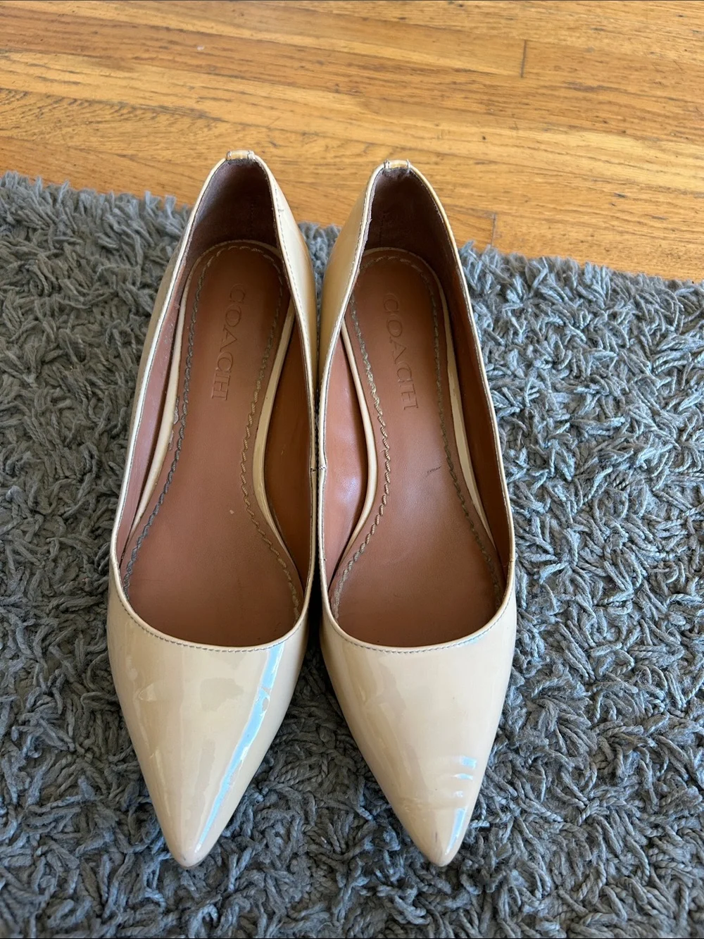 Coach FG1479 Beechwood Patent Leather Pointed Toe Pumps Size 7.5